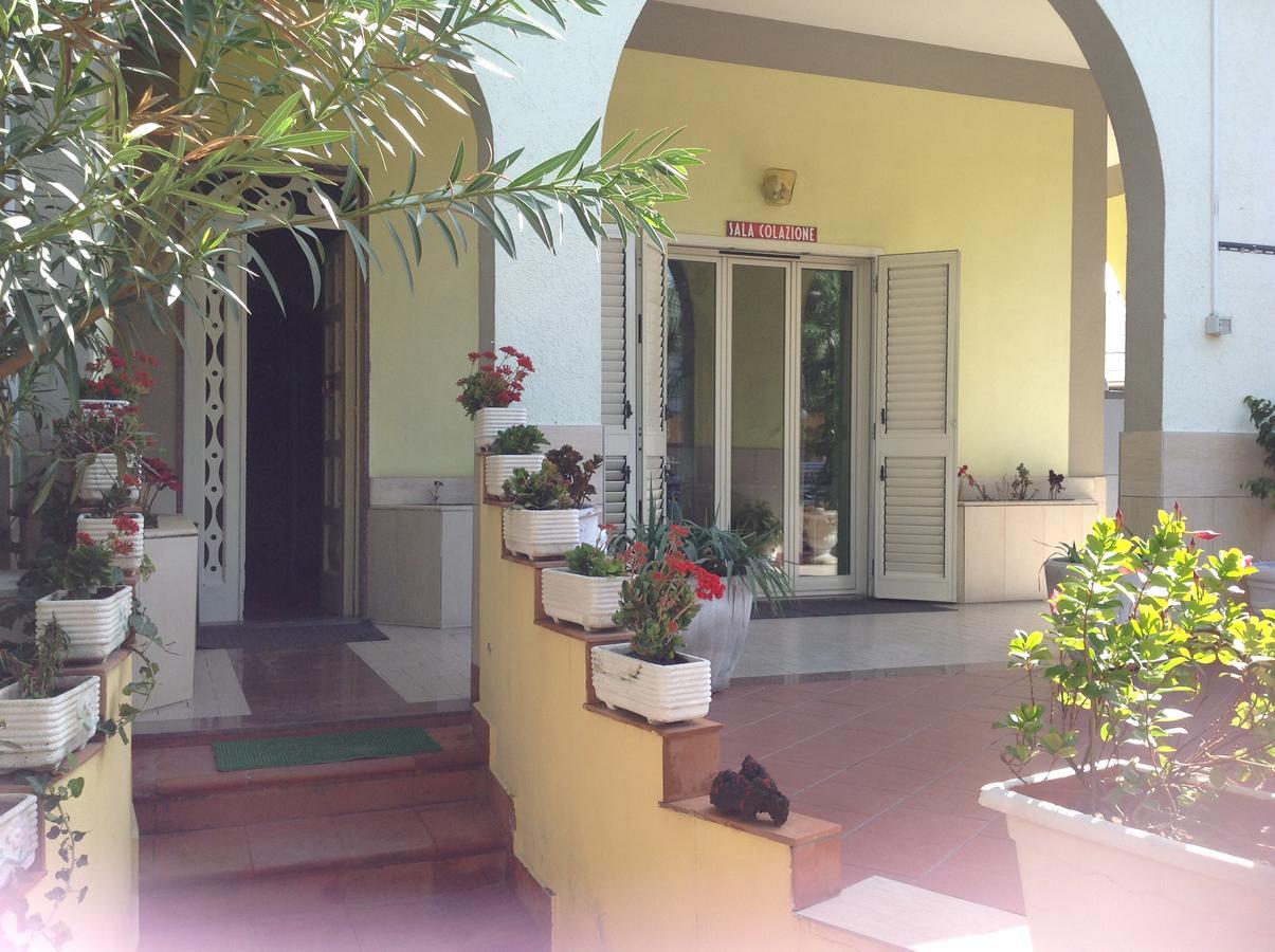 מיסטרביאנקו Hotel La Villa מראה חיצוני תמונה