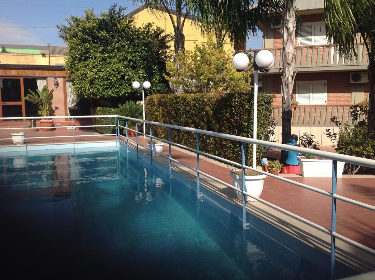 מיסטרביאנקו Hotel La Villa מראה חיצוני תמונה